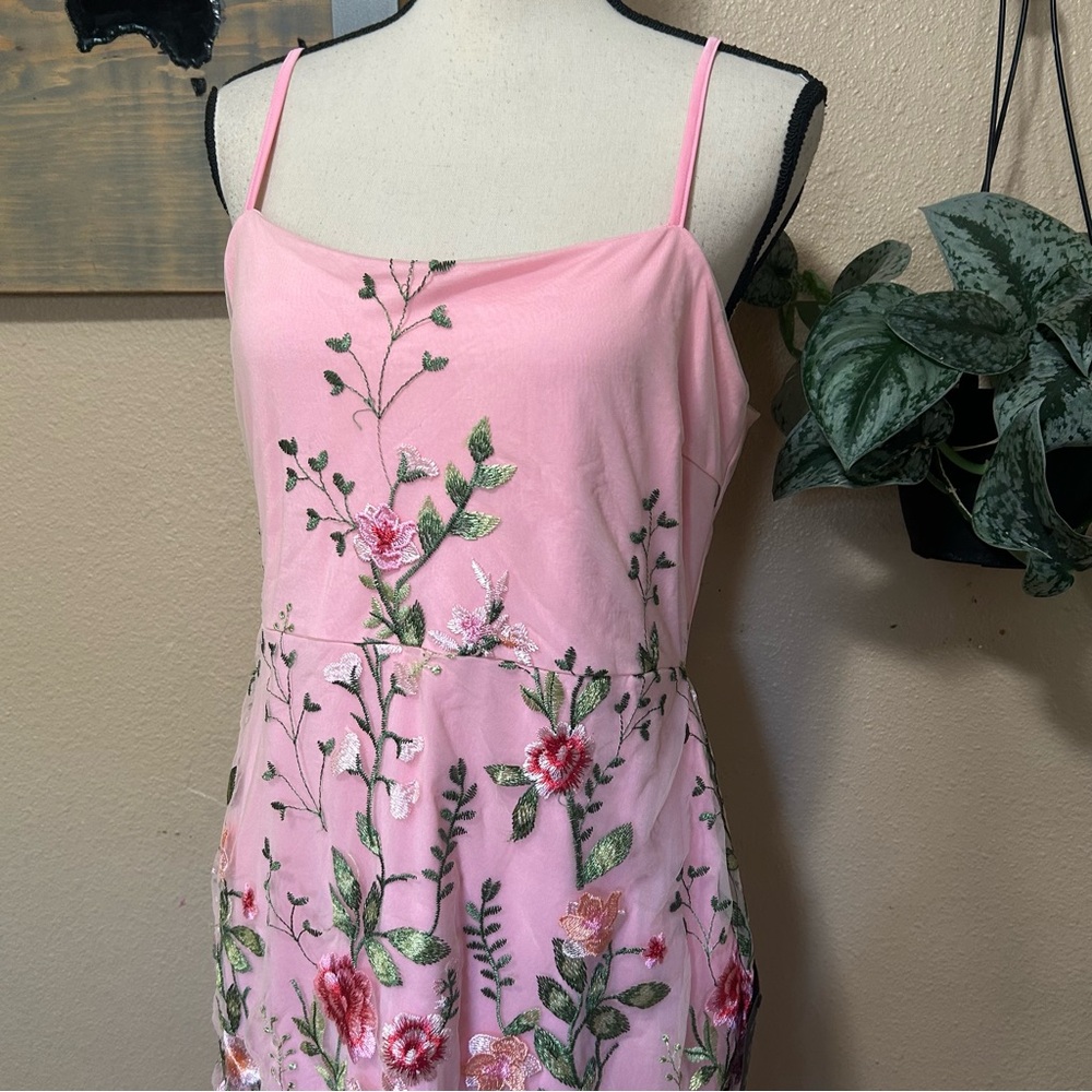 Blooming For Love Pink Floral Embroidered Midi Dress - Picture 3 of 10